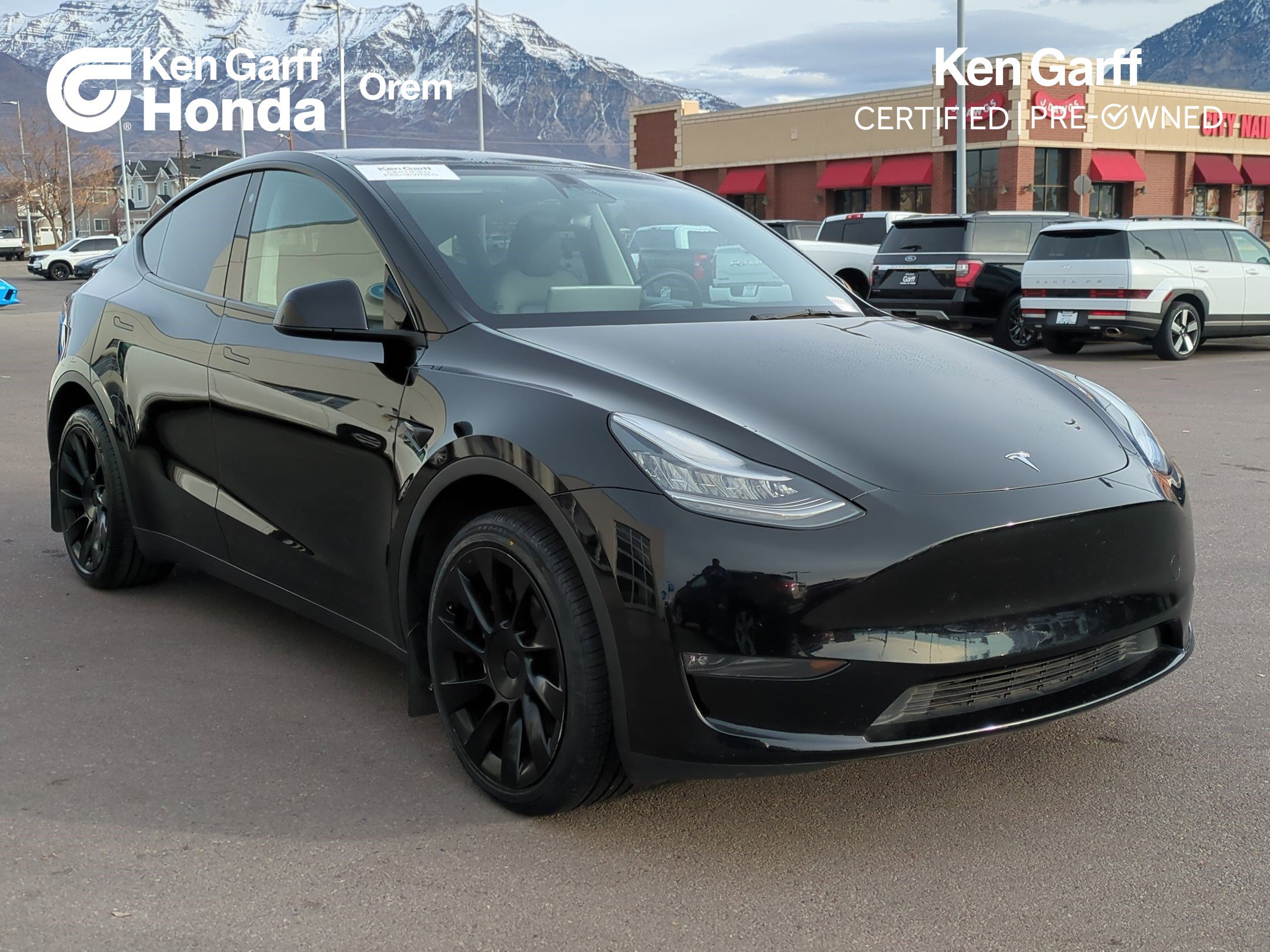 2023 Tesla Model Y Long Range's photo