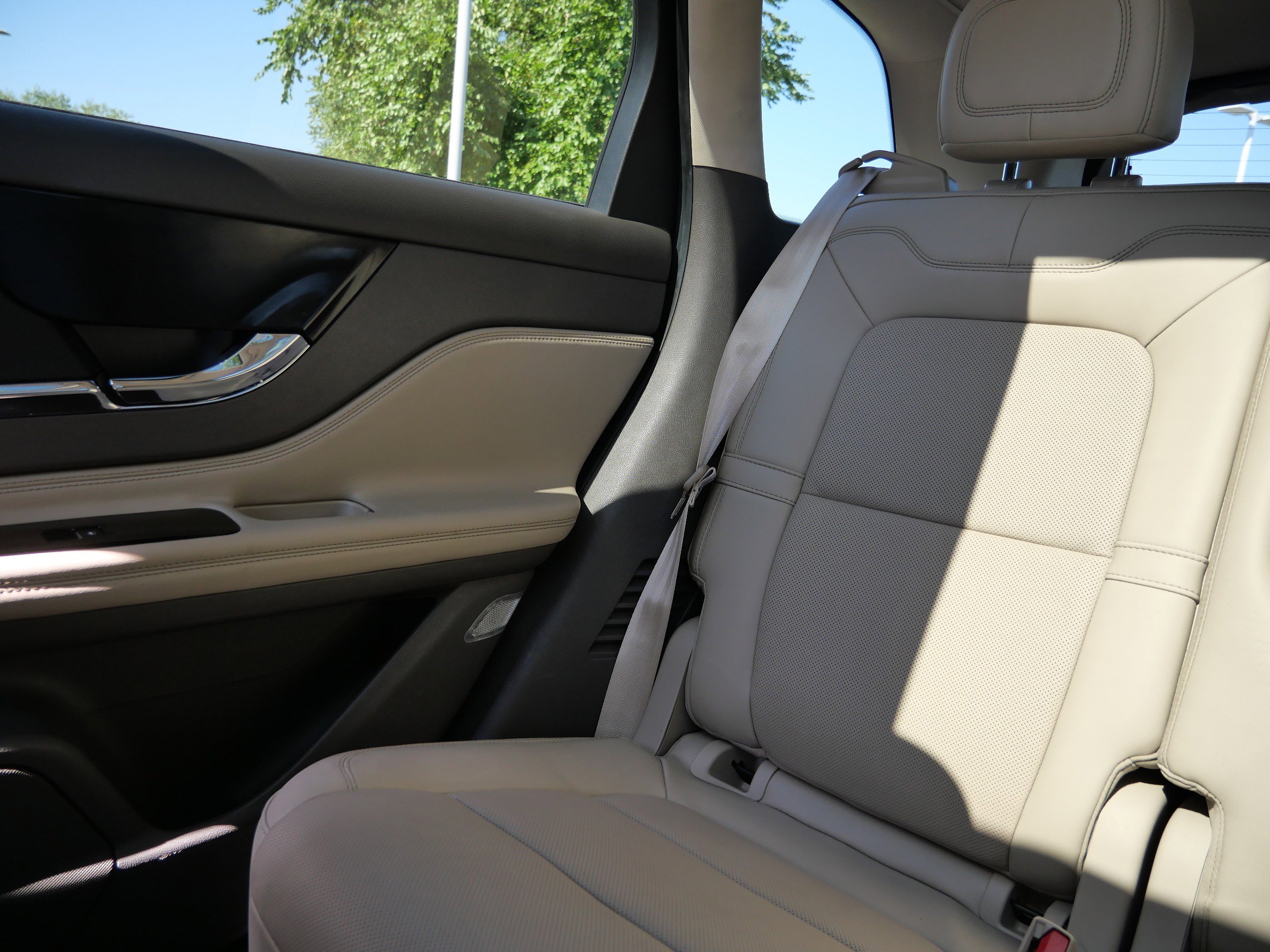 2022 Lincoln Corsair Grand Touring photo 12