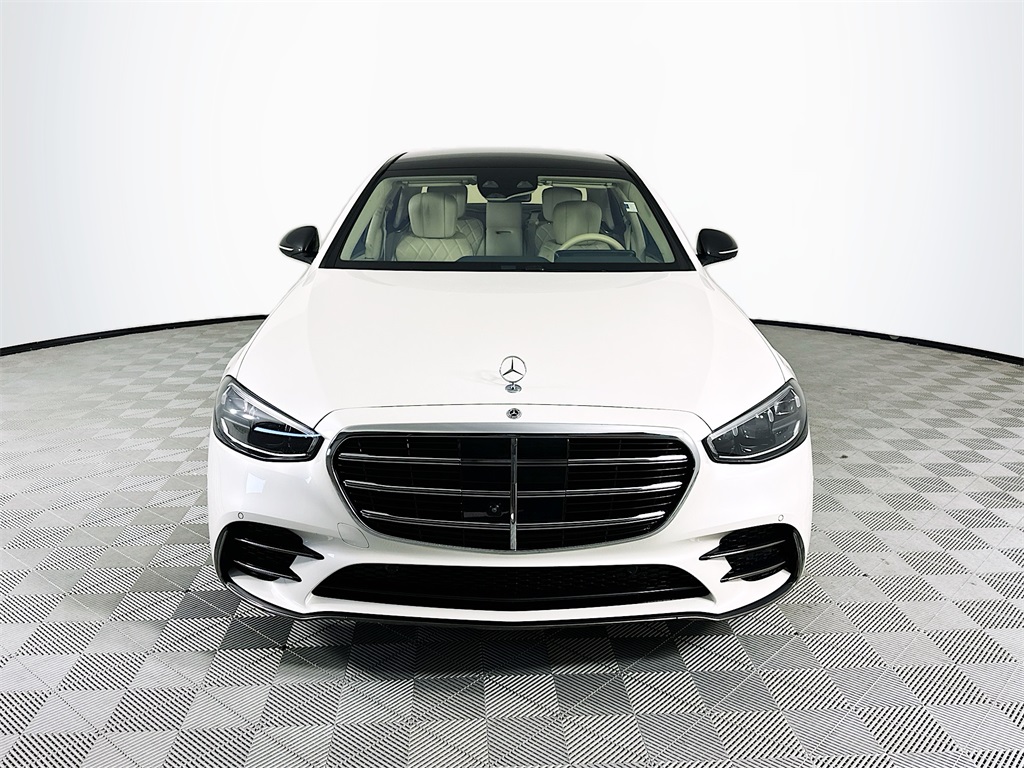 2023 Mercedes Benz S 580 4MATIC photo 2
