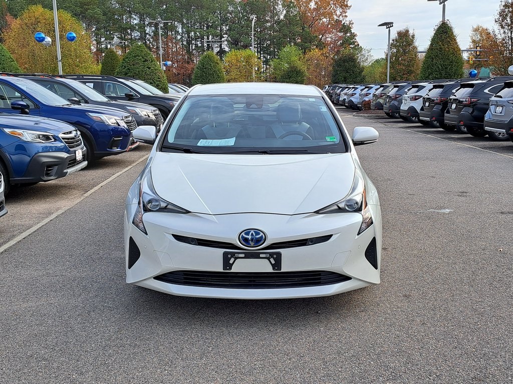 2018 Toyota Prius Four photo 2