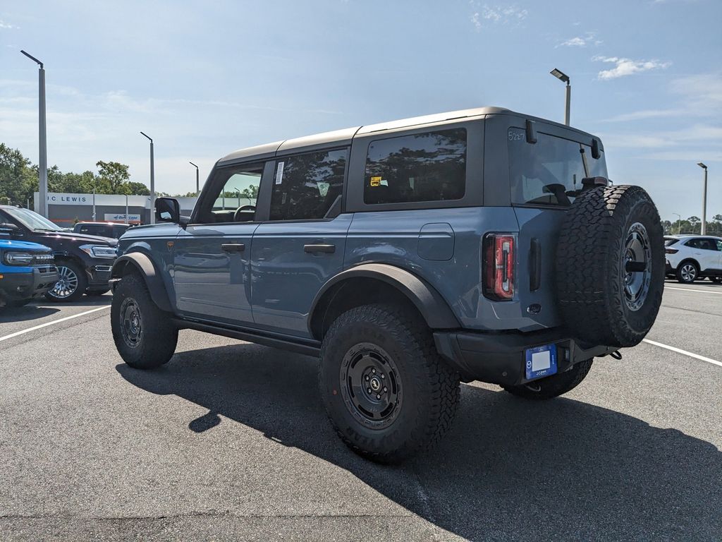 2025 Ford Bronco Badlands photo 4