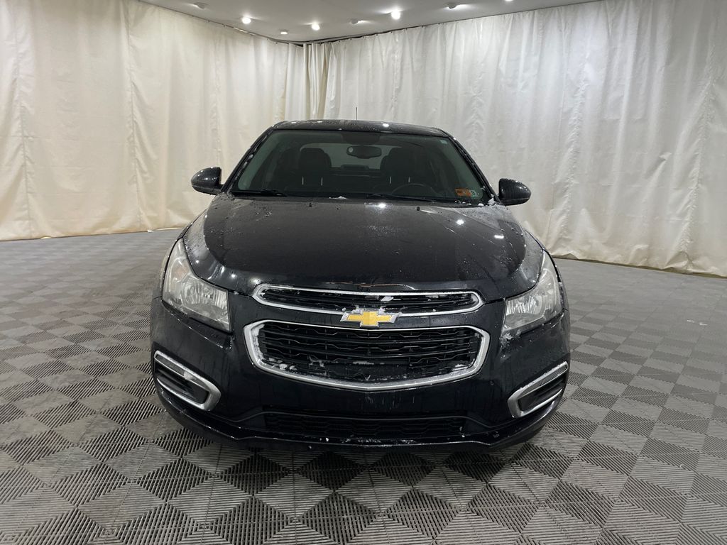 Used 2015 Chevrolet Cruze 2LT with VIN 1G1PE5SB9F7179790 for sale in Clarksburg, WV