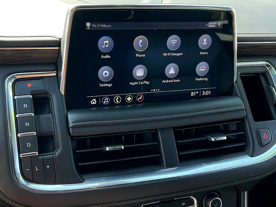 2021 Chevrolet Suburban LT photo 11