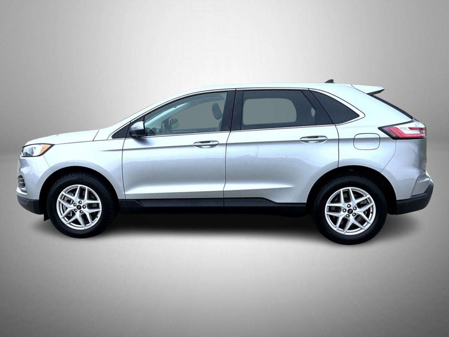 2024 Ford Edge SEL photo 8
