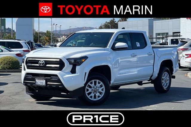 2025 Toyota Tacoma SR5's photo