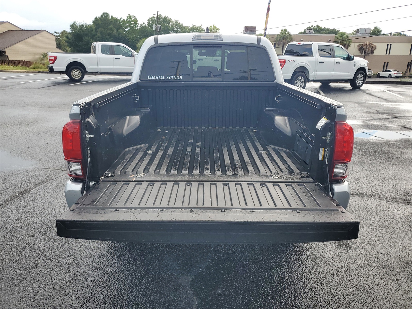 2022 Toyota Tacoma SR5 photo 27