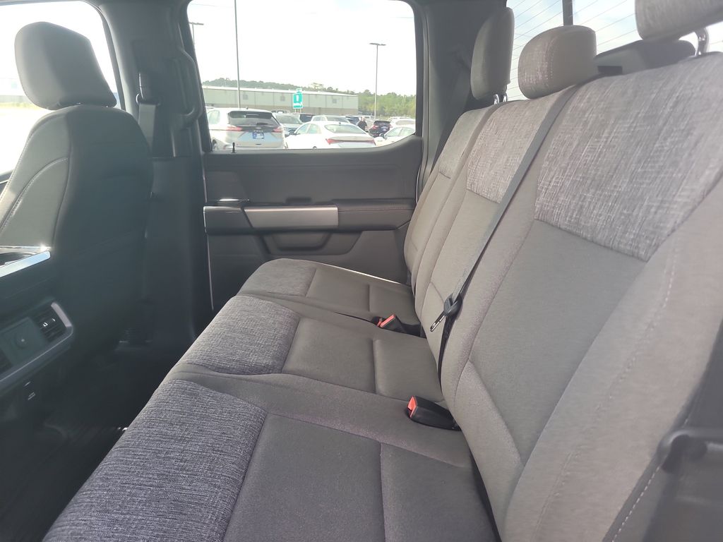 2025 Ford F-150 XLT photo 23