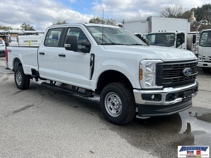 2025 Ford F-250 XL photo 4