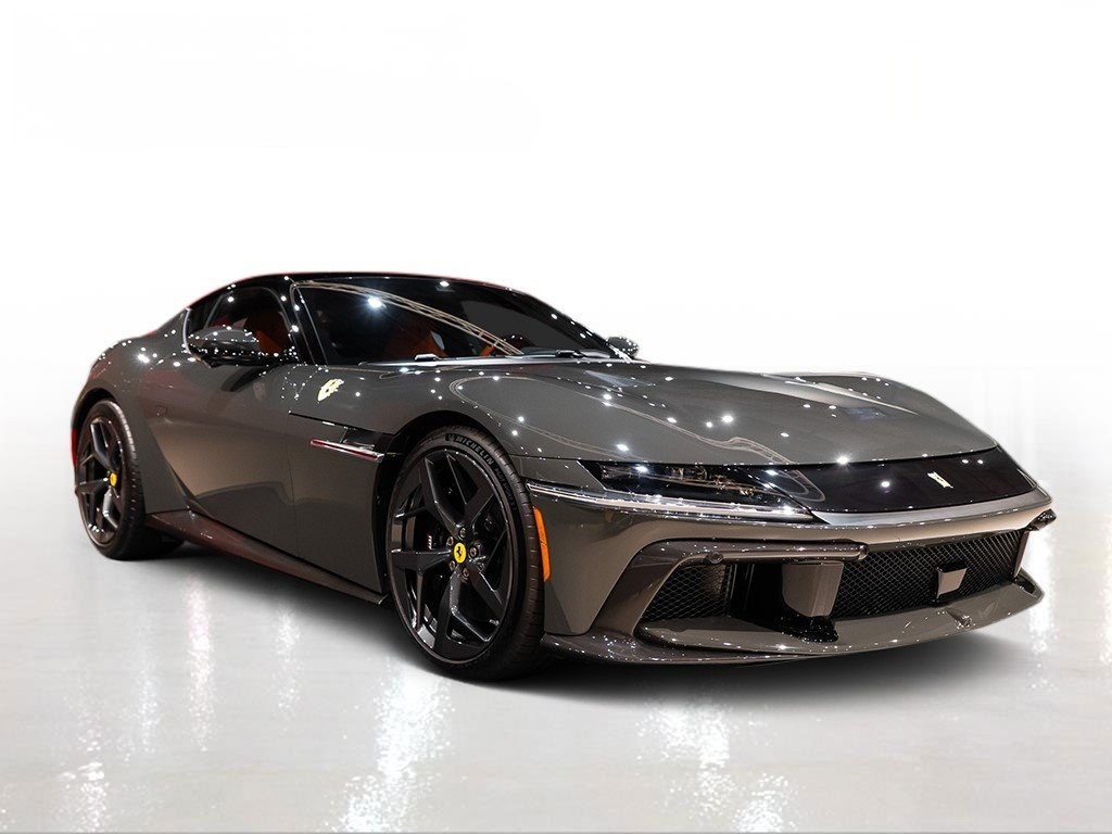 Pre-Owned 2025 Ferrari 12Cilindri Base With Navigation's photo