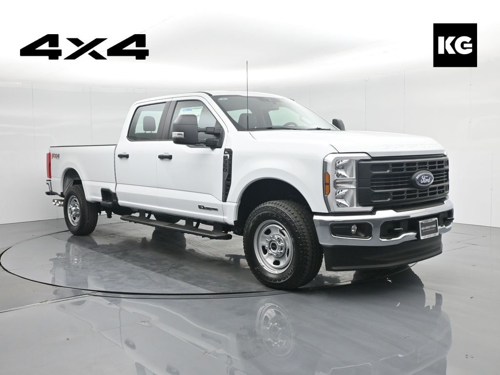 2026 Ford F-350 Super Duty XL's photo