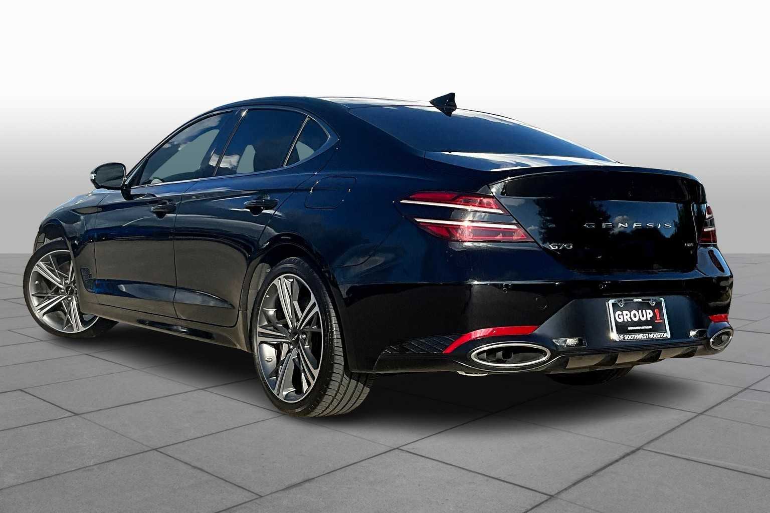 2025 Genesis G70 3.3T Sport Advanced photo 11