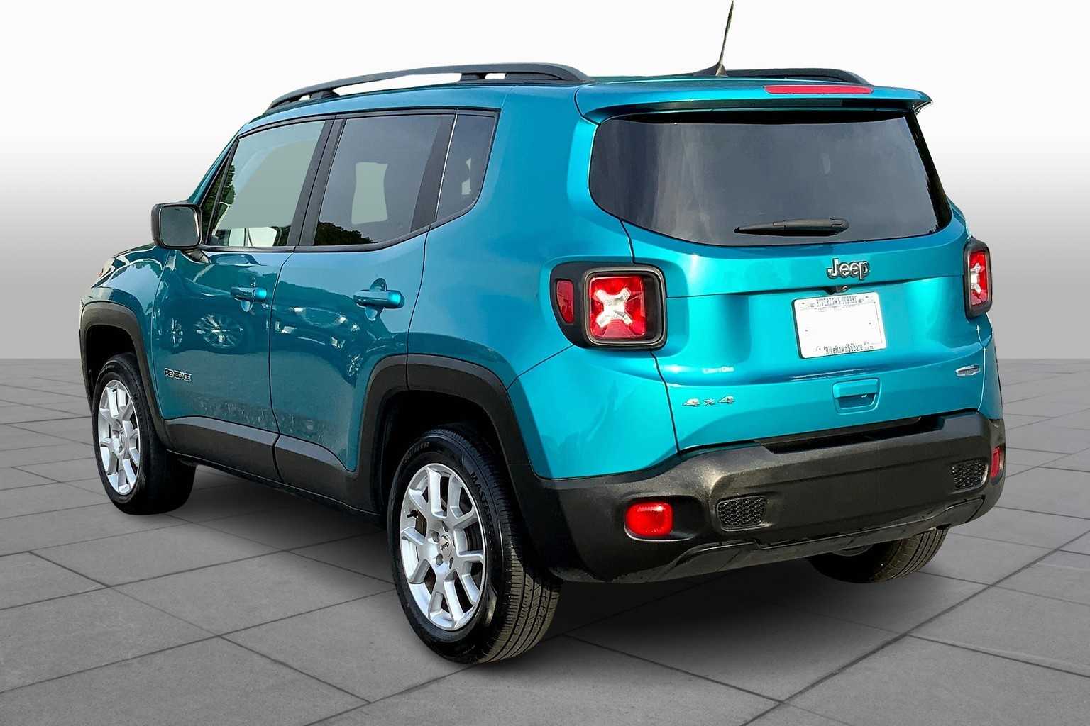 Image 10 of Pre-Owned 2022 Jeep Renegade Latitude