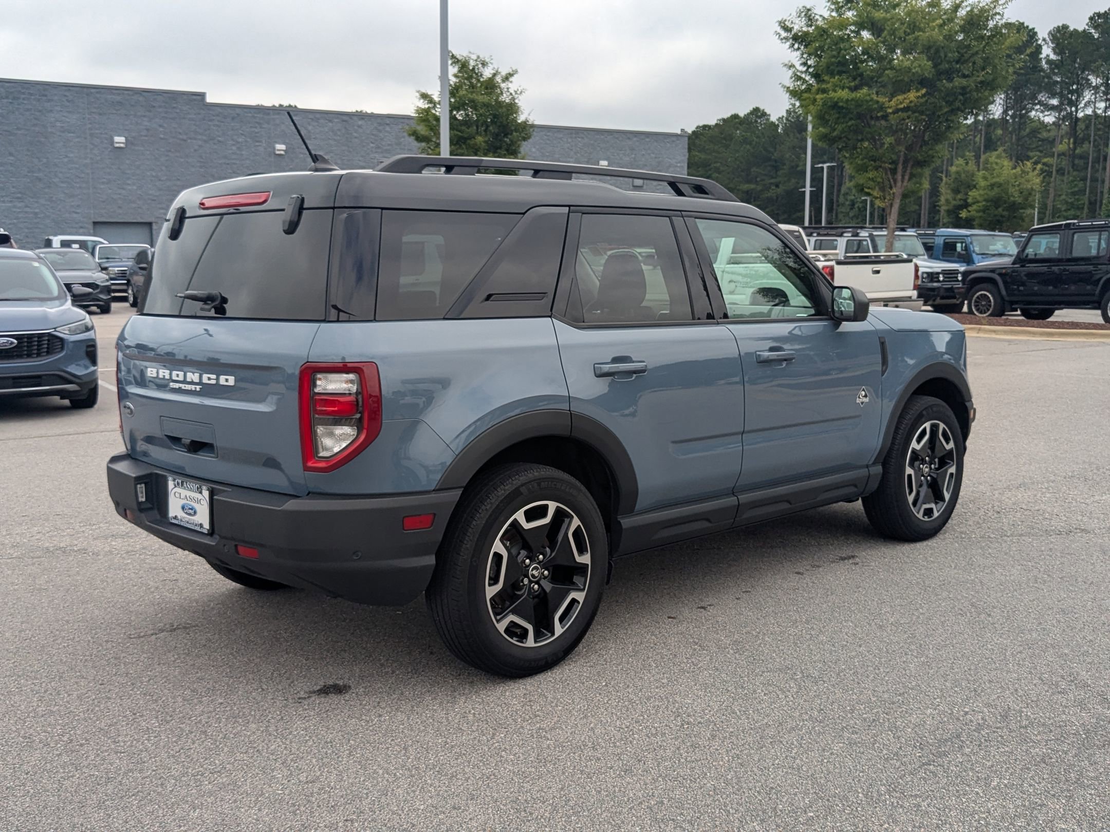 2024 Ford Bronco Sport Outer Banks photo 8