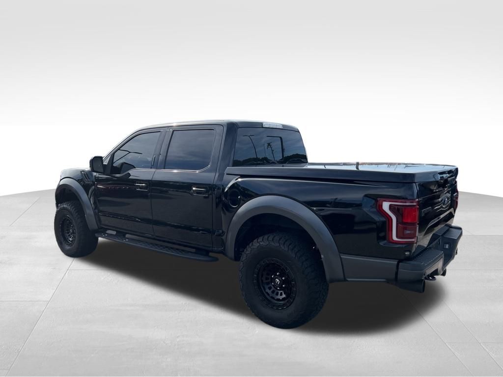 2017 Ford F-150 Raptor photo 4