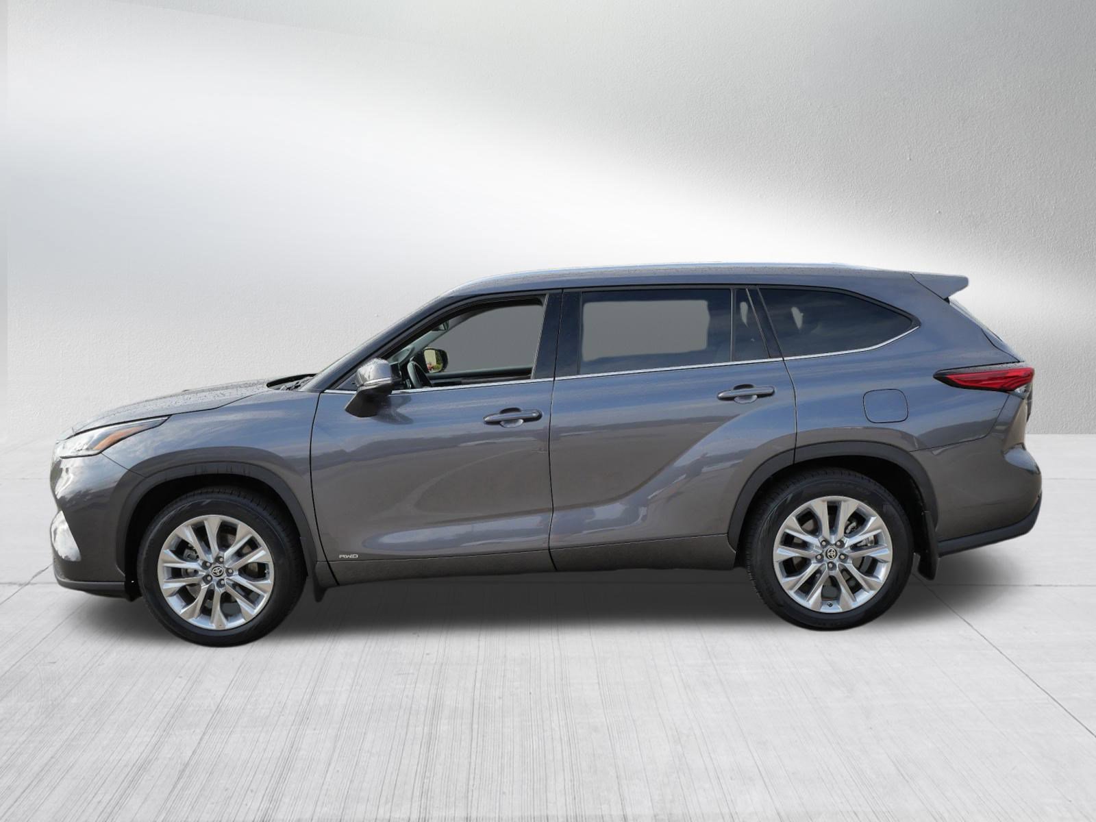 2023 Toyota Highlander Hybrid Limited photo 4