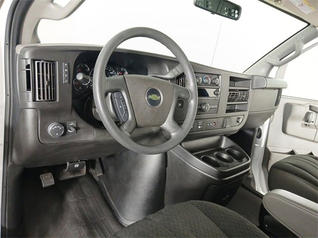 2023 Chevrolet Express 2500 Cargo photo 4