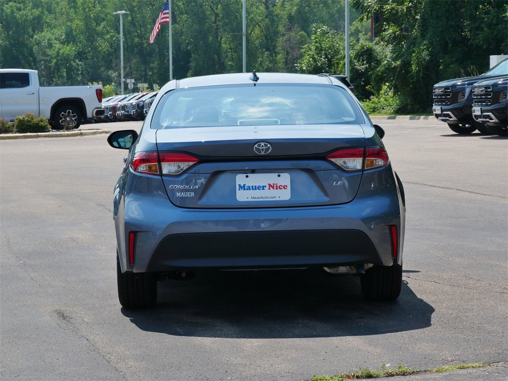 2025 Toyota Corolla LE photo 5