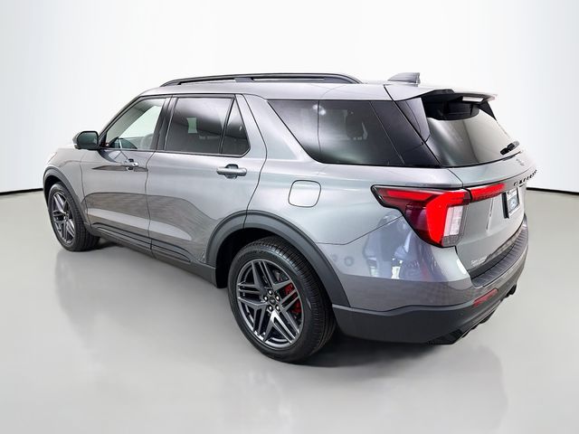 2025 Ford Explorer ST photo 2