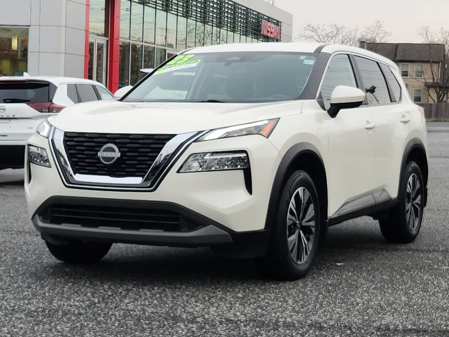 2023 Nissan Rogue SV's photo