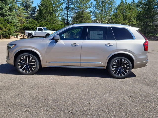 2025 Volvo XC90 Plus photo 2