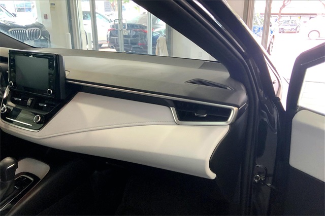 2022 Toyota Corolla SE photo 14