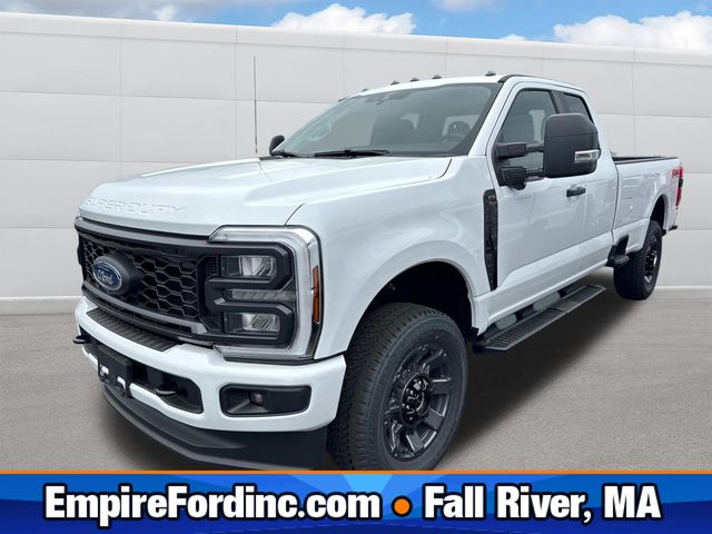 2025 Ford F-350 Super Duty XL's photo