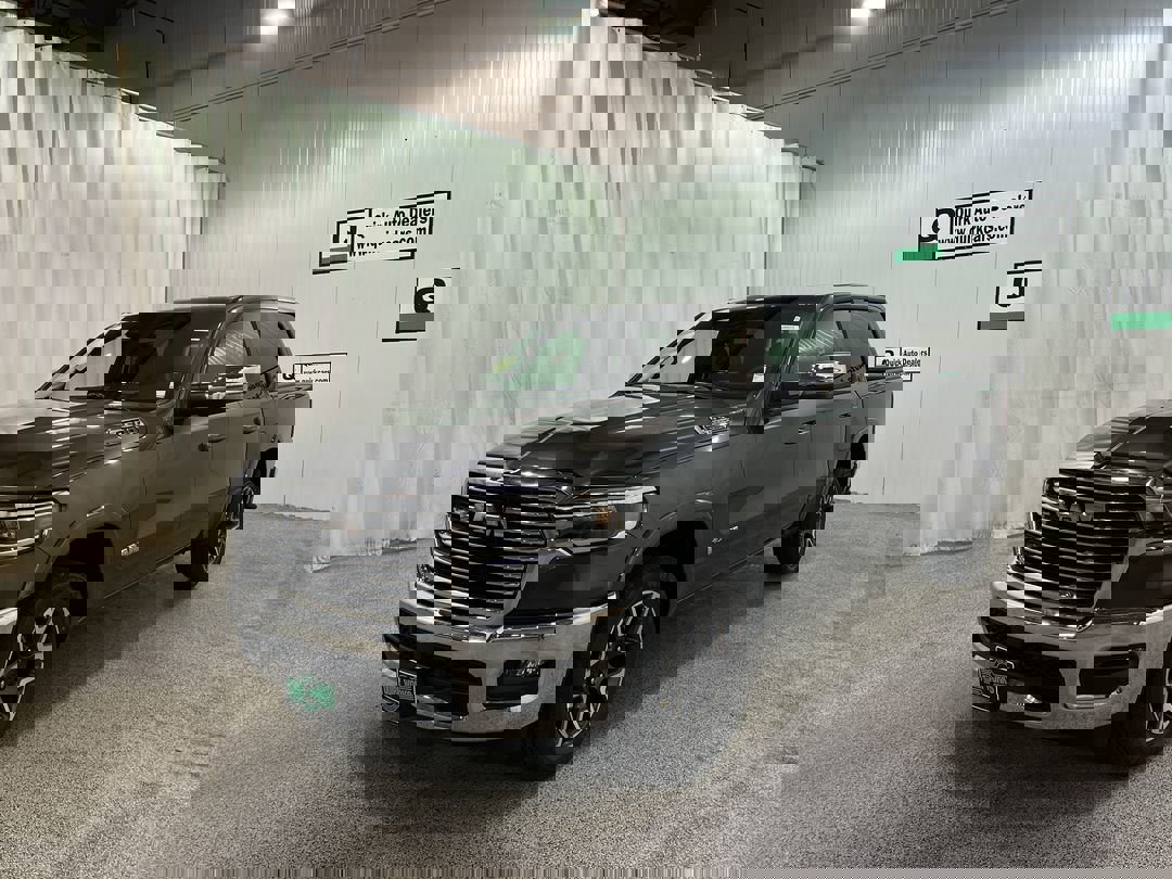 2026 Ram 1500 Laramie photo 4