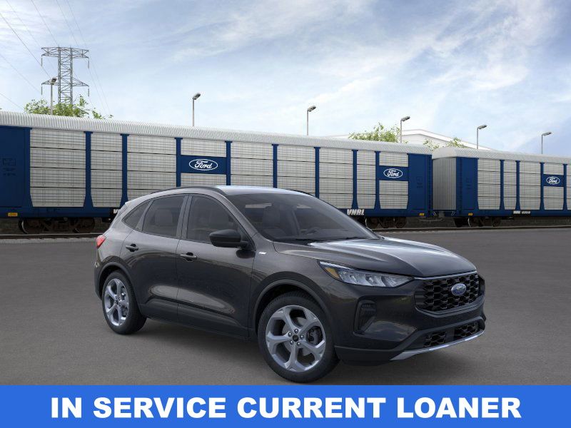 2025 Ford Escape ST-Line photo 4