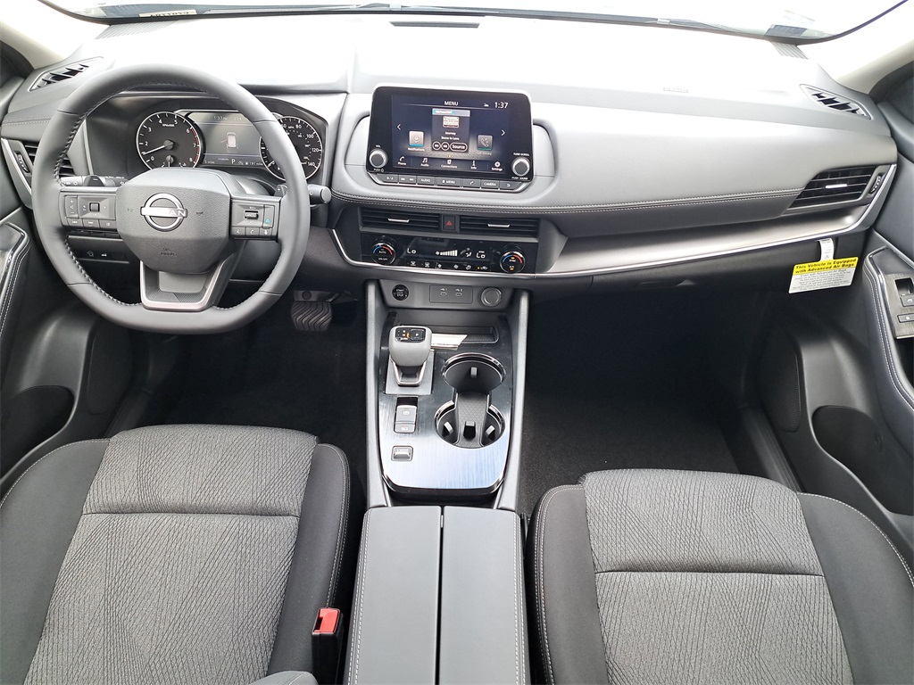 2026 Nissan Rogue SV photo 15