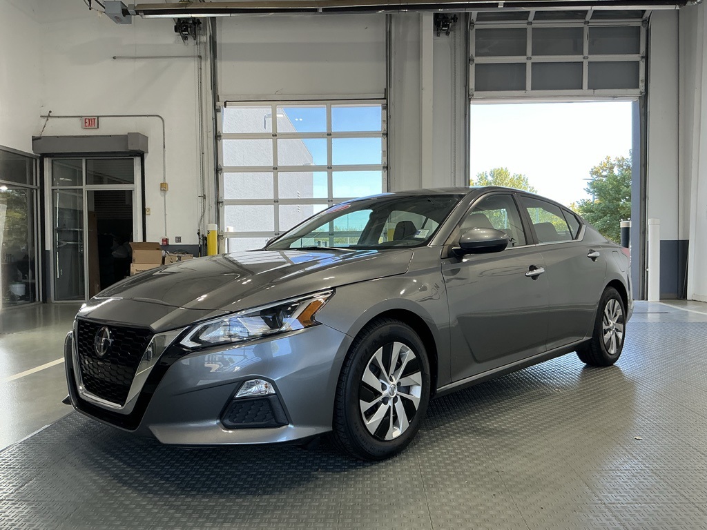 2020 Nissan Altima 2.5 S photo 2