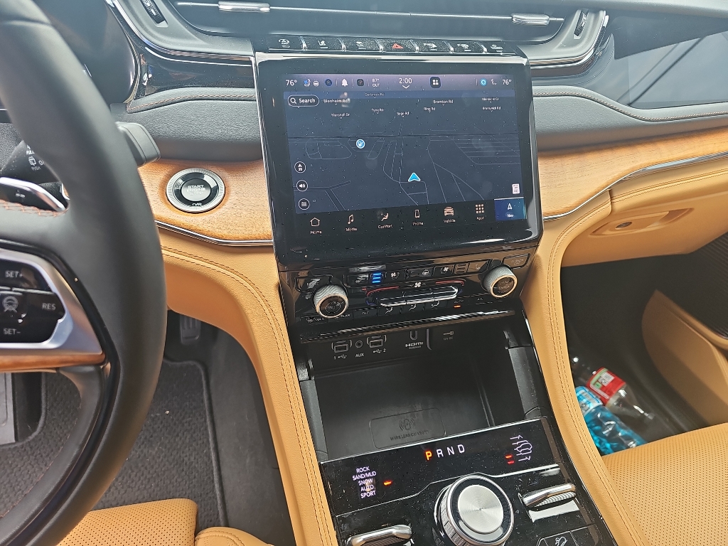 2024 Jeep Grand Cherokee Summit Reserve photo 4
