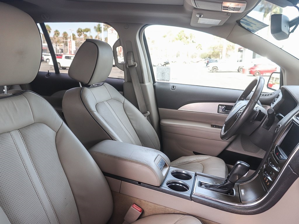 2014 Lincoln MKX Base photo 15