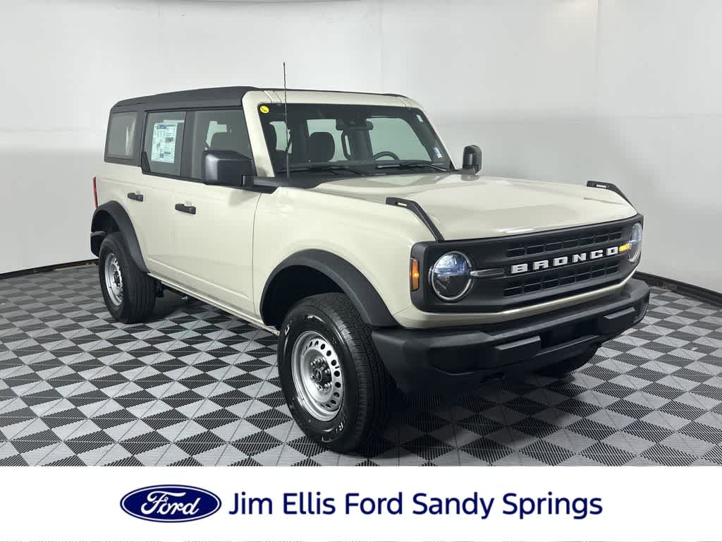 2025 Ford Bronco 4-Door Base's photo