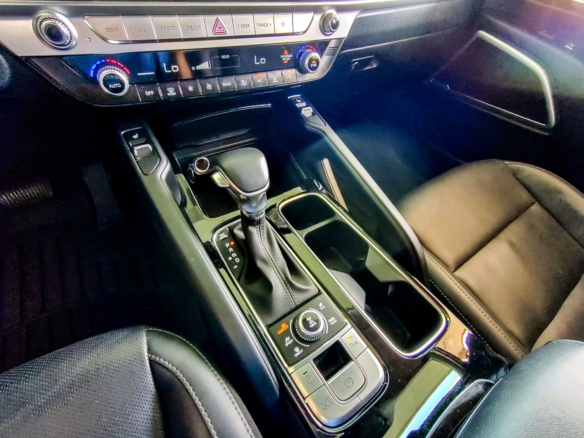 2023 Kia Telluride S photo 19