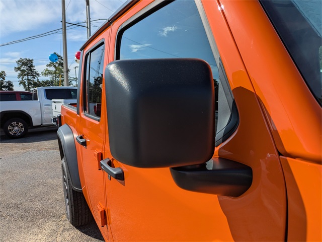 2025 Jeep Gladiator Sport S photo 4