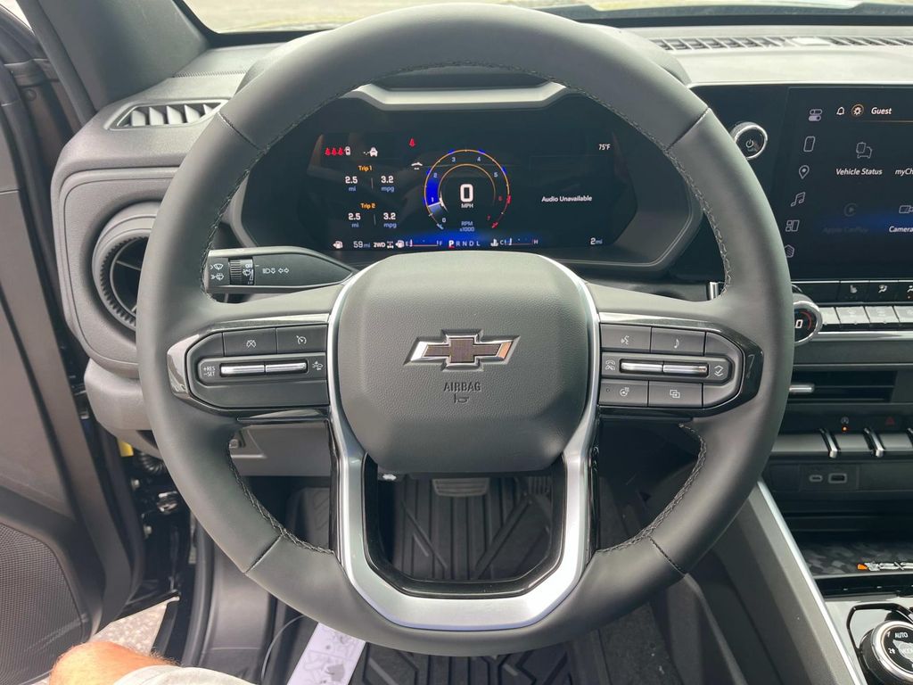 2026 Chevrolet Colorado Trail Boss photo 16