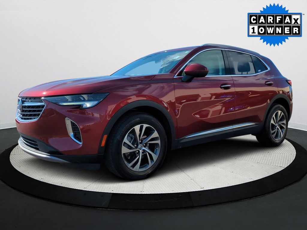 2022 Buick Envision Essence's photo