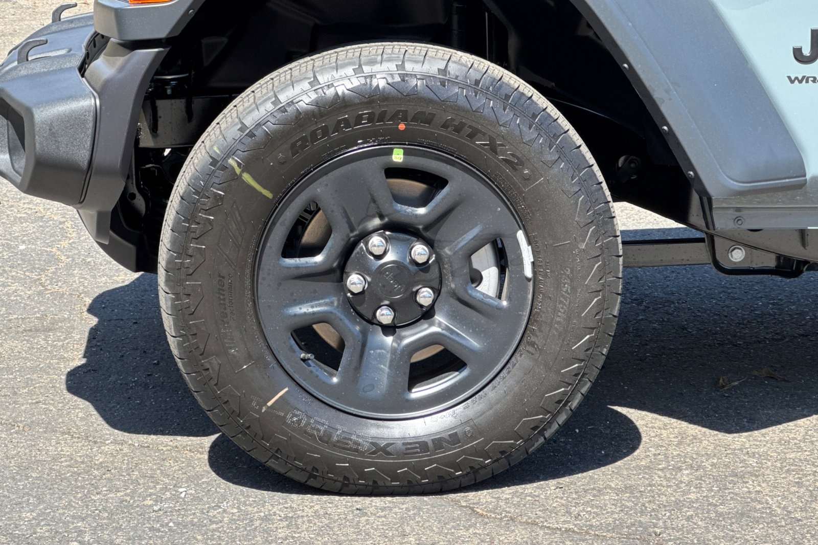 2025 Jeep Wrangler Sport photo 23
