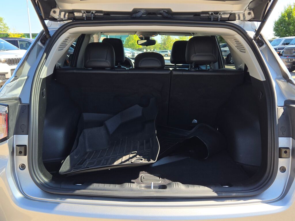 2022 Jeep Compass Latitude photo 12