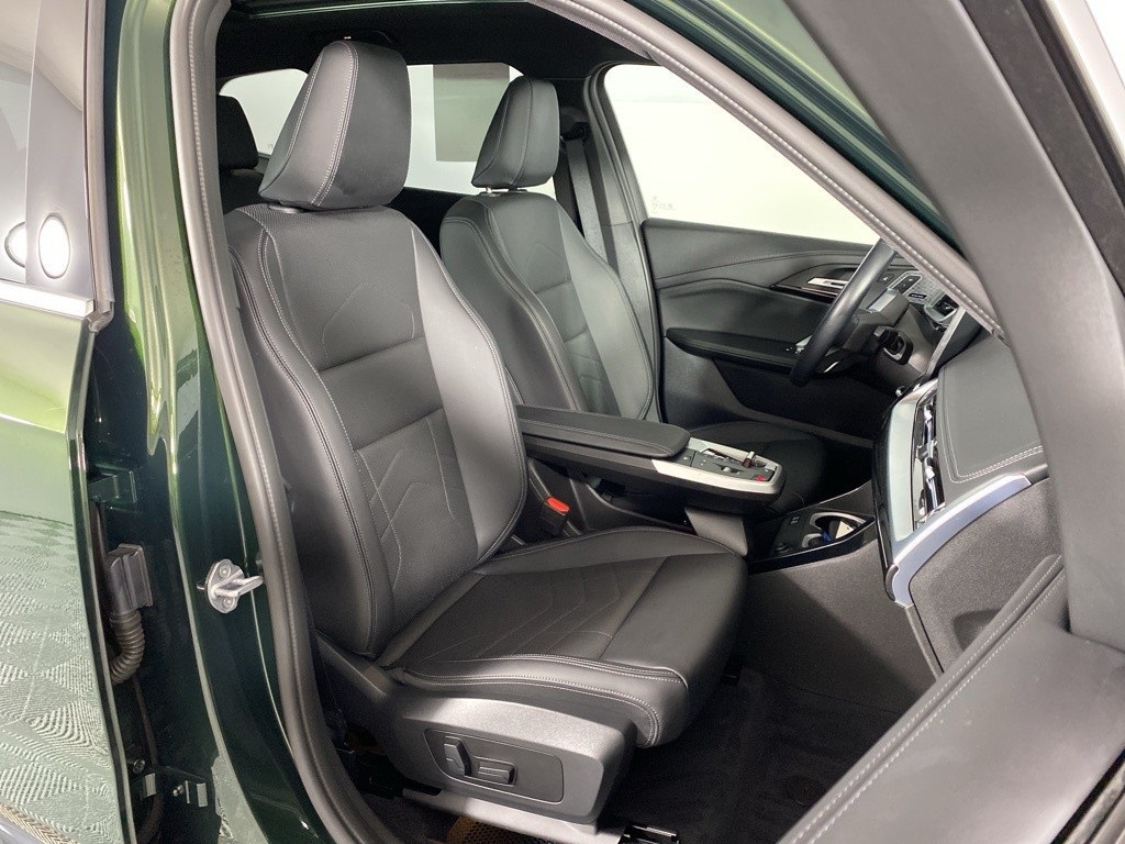 2025 Bmw X1 XDrive28i photo 2