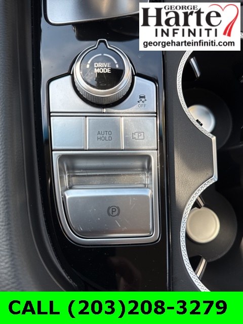 2025 Genesis G70 2.5T photo 18