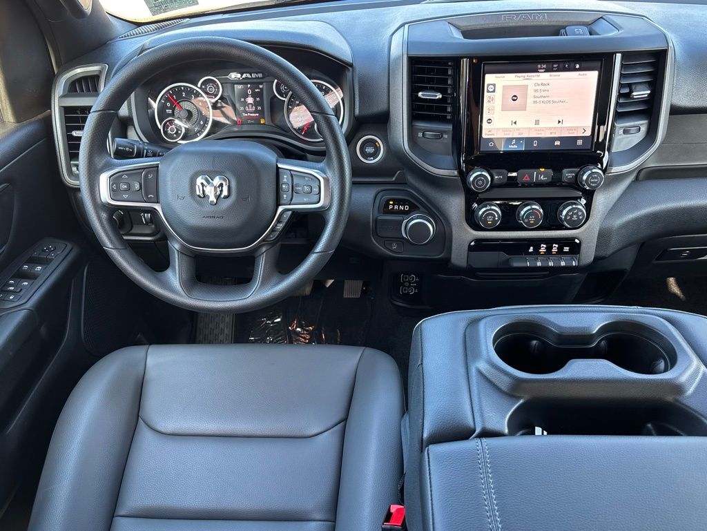 2026 Ram 1500 Tradesman photo 7