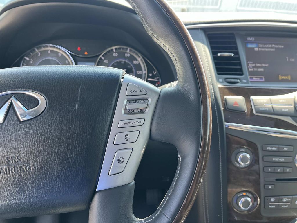 2015 Infiniti QX80 Base photo 19