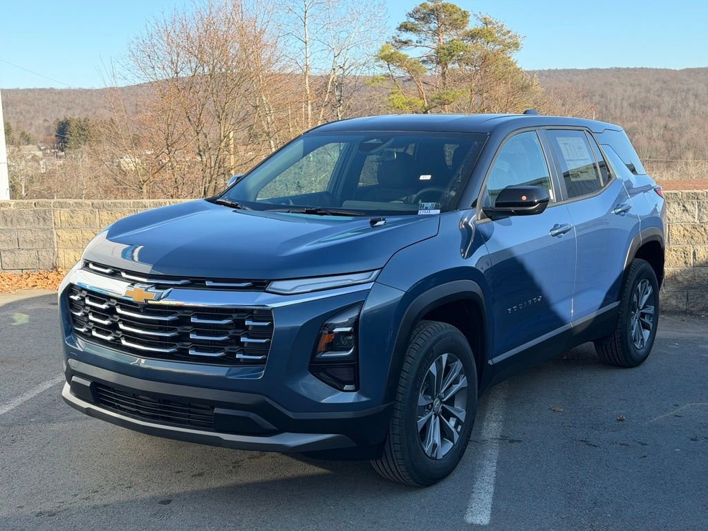 2026 Chevrolet Equinox LT's photo