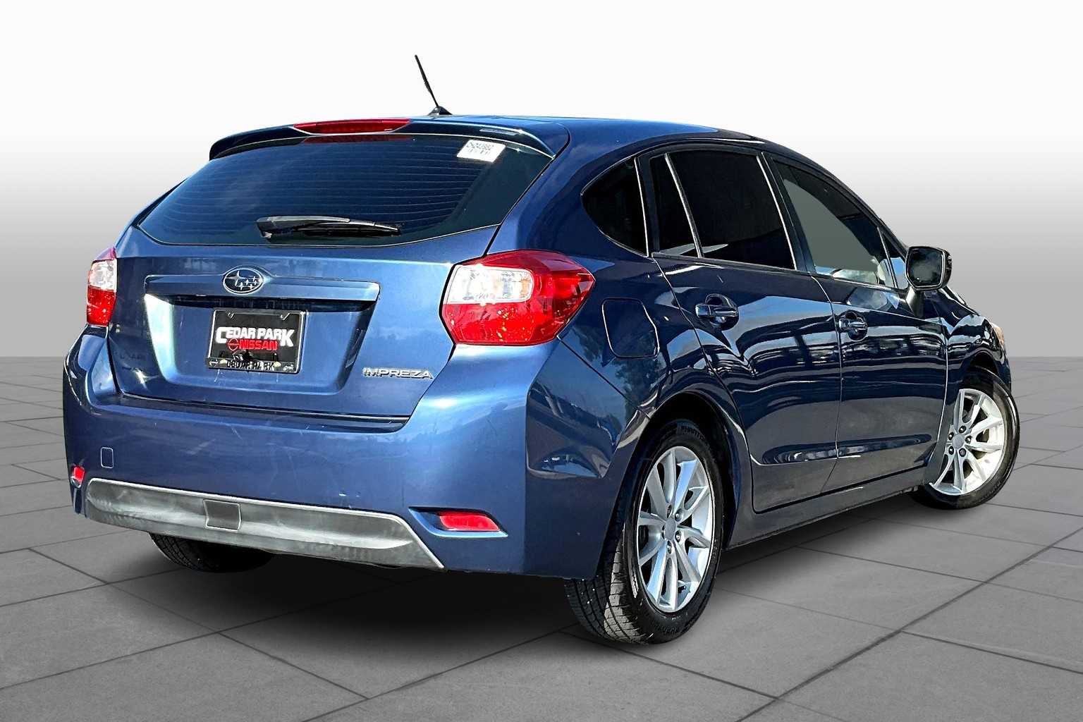 2012 Subaru Impreza Premium photo 9