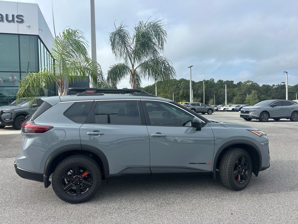 2026 Nissan Rogue SV photo 4