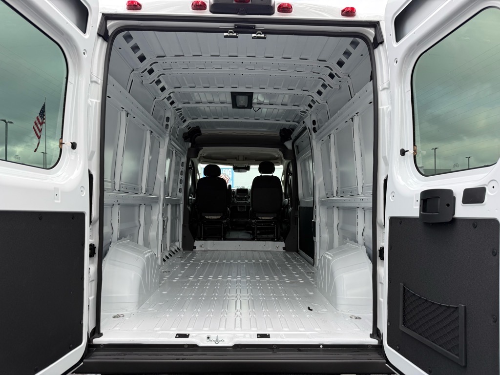 2025 Ram ProMaster 3500 photo 4