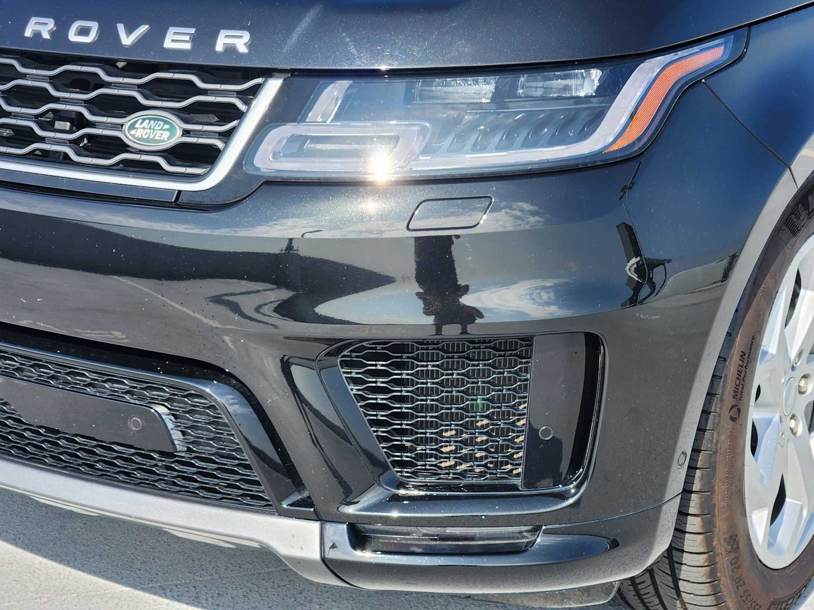 2019 Land Rover Range Rover Sport HSE photo 8