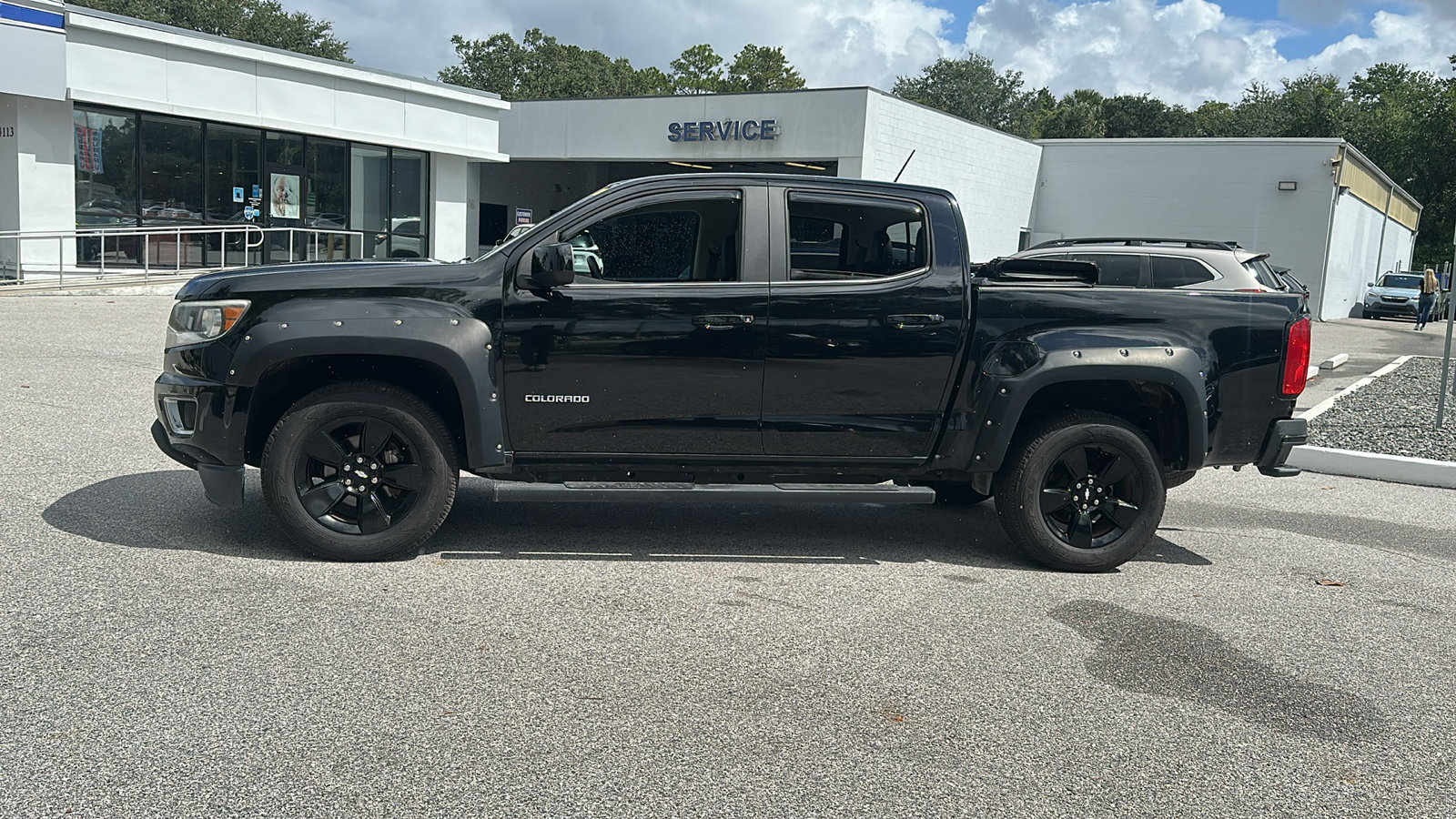 2017 Chevrolet Colorado LT photo 4