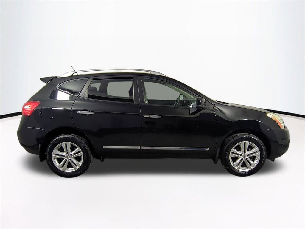 2012 Nissan Rogue SV photo 3